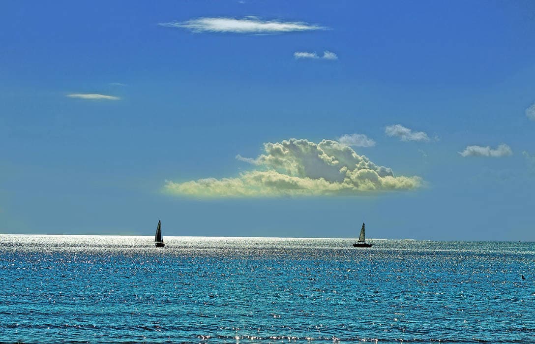 나트랑 날씨: 최적의 여행 시기와 월별 기온 차트 확인하기