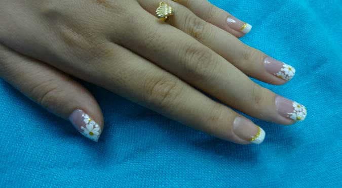 호치민 네일 : 이곳에서 저렴한 로컬 네일아트를 받아보세요.