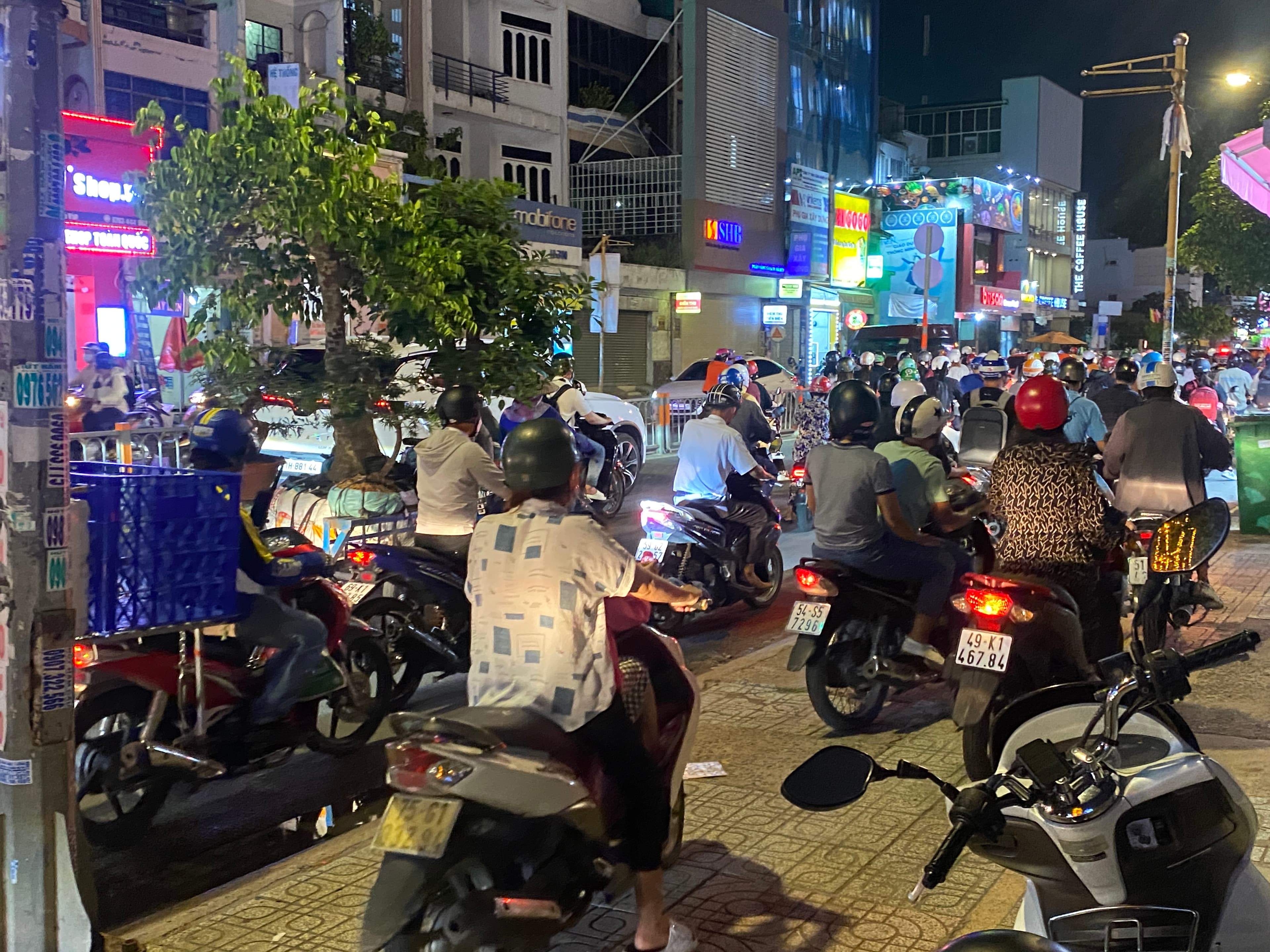 호치민 인구: 946만 명의 거대도시, 최신 통계와 증가율 분석