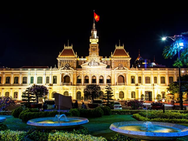 호치민 시청 (인민위원회 청사) : 가장 인기있는 사진 촬영지