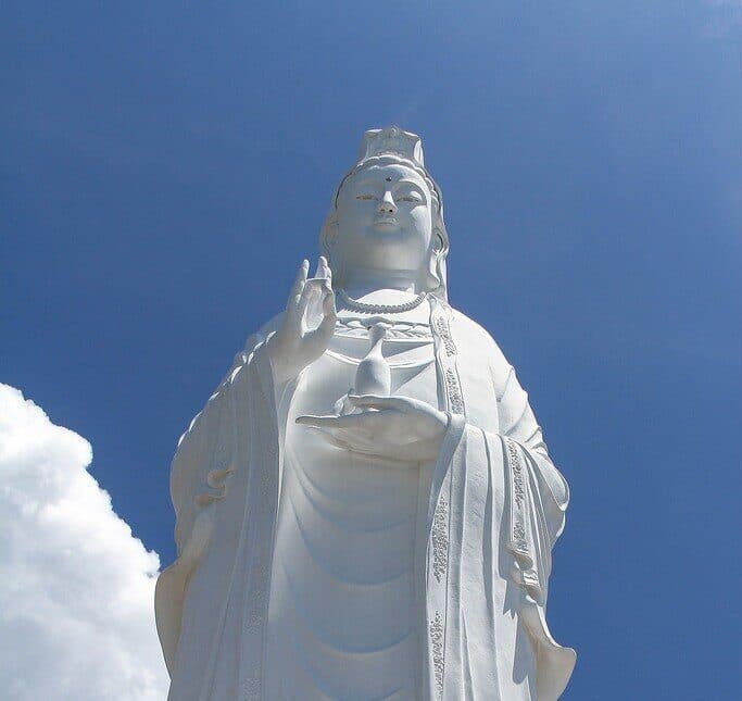 다낭 린응사 : 베트남 최대 규모의 불상이 있는 곳