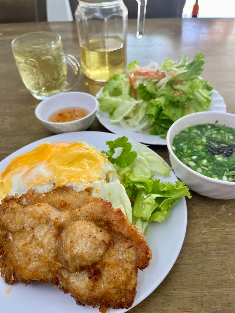 다낭 Cơm Gà WOW CƠM GÀ