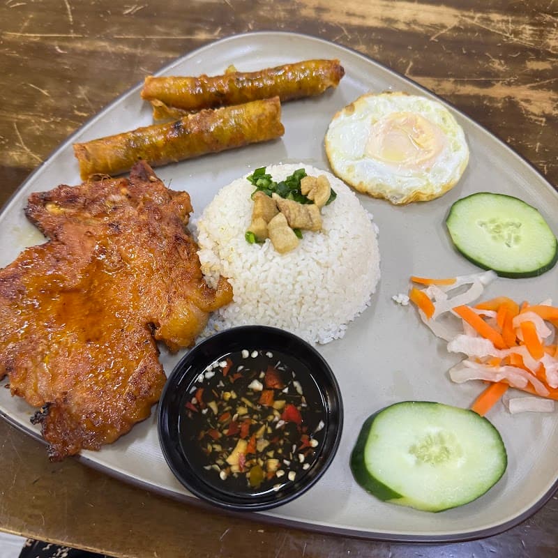 다낭 Cơm tấm Út Vân