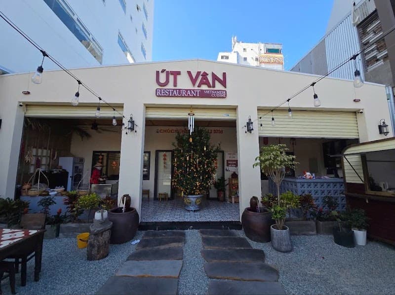 다낭 Cơm tấm Út Vân