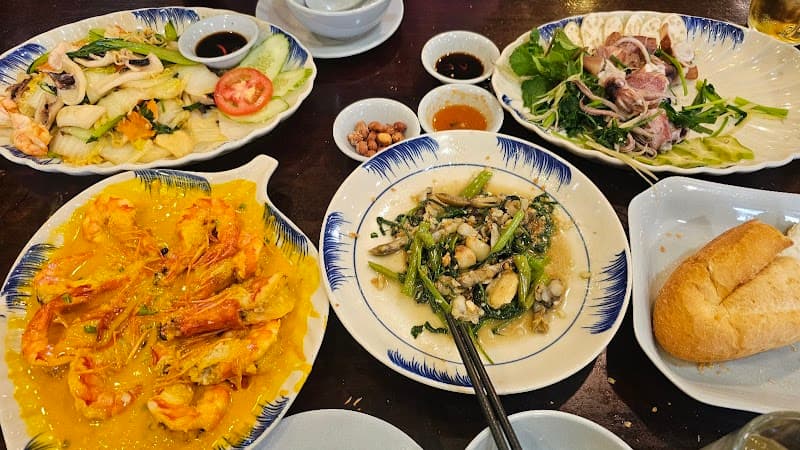 나트랑 Hải sản Mộc quán Nha Trang