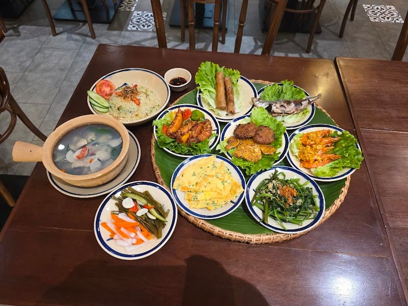 나트랑 Anh Ơi Phở