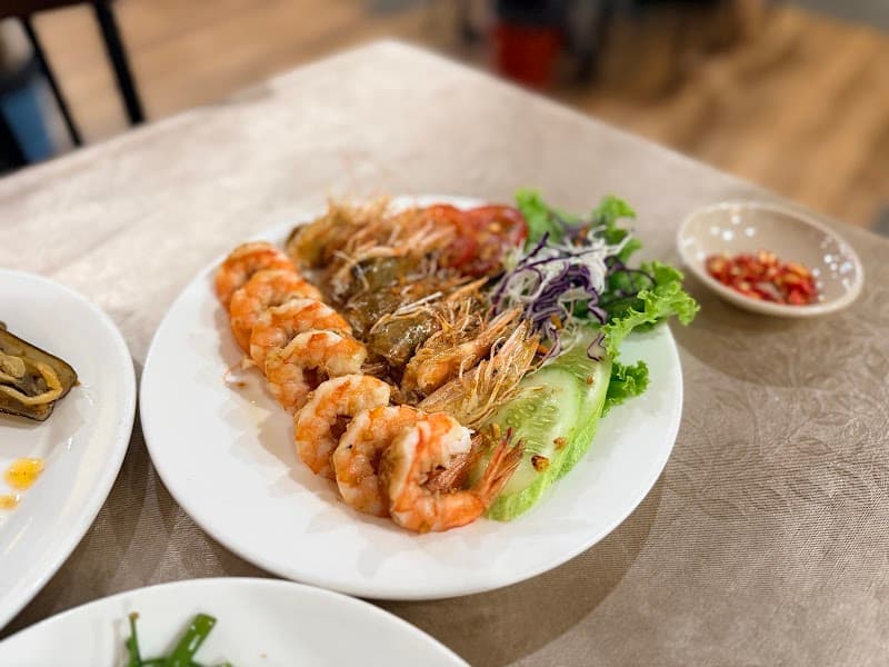 나트랑 Nhà hàng Đông Hồ