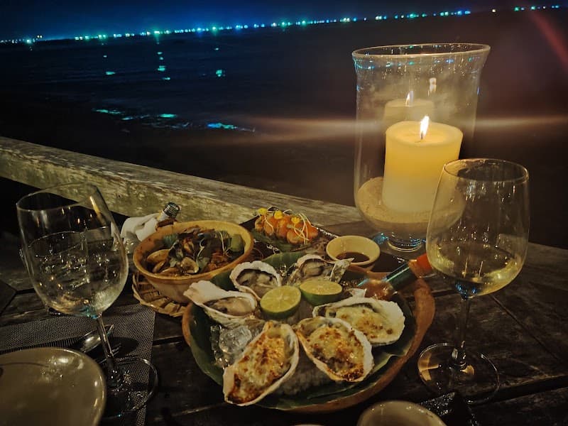 푸꾸옥 On The Rock Restaurant & Beach Bar