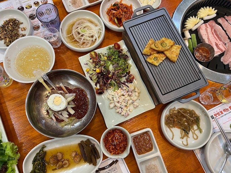 호치민 맛찬들