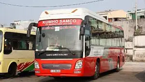 1080px Samco Primas sleeper bus in Vietnam edited